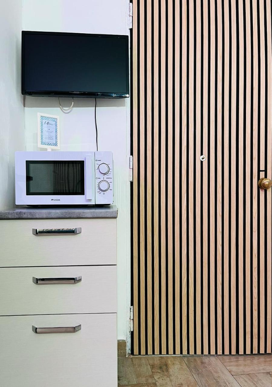 Fifteen Apartment Неаполь Екстер'єр фото